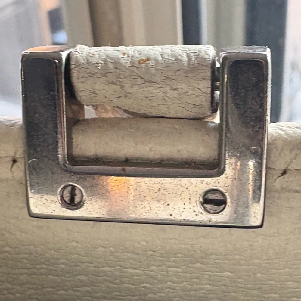 Vintage Gucci Jackie Canvas Tote with leather off white trim silver hard. - Picture 8 of 16